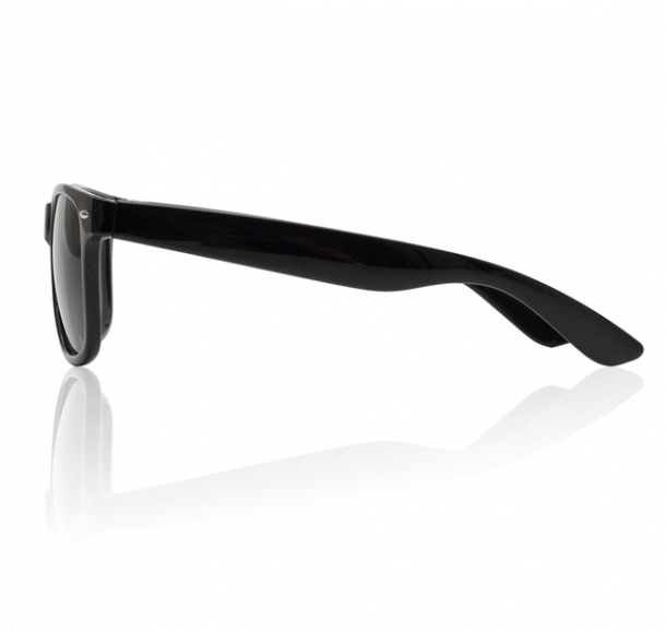 Okulary przeciwsłoneczne Beachwise, czarny, kolor Czarny